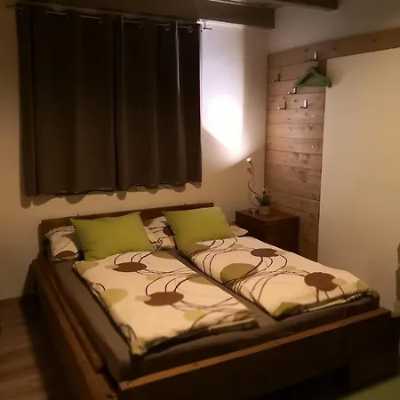 Janosikove Diery Apartament *